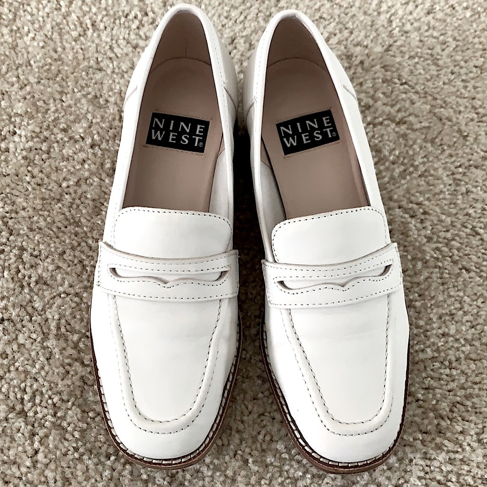 Nine West Anniversary “Kimmy” Loafers 5.5 White